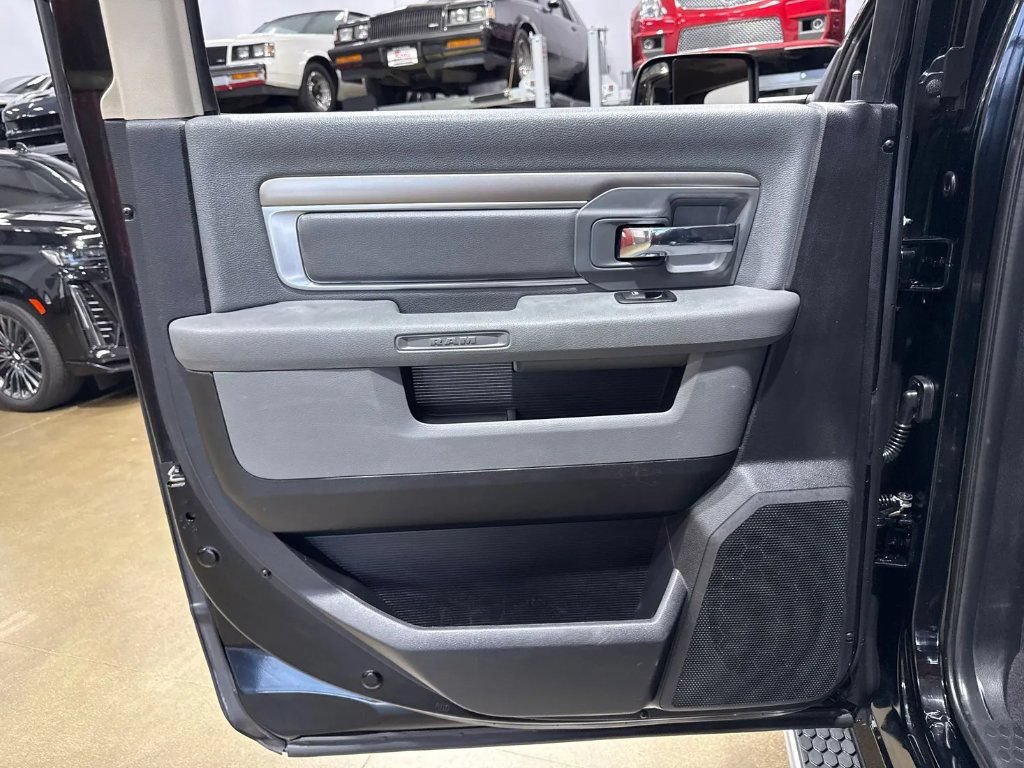 Used 2015 RAM 3500 Lone Star AWD/4WD image 17