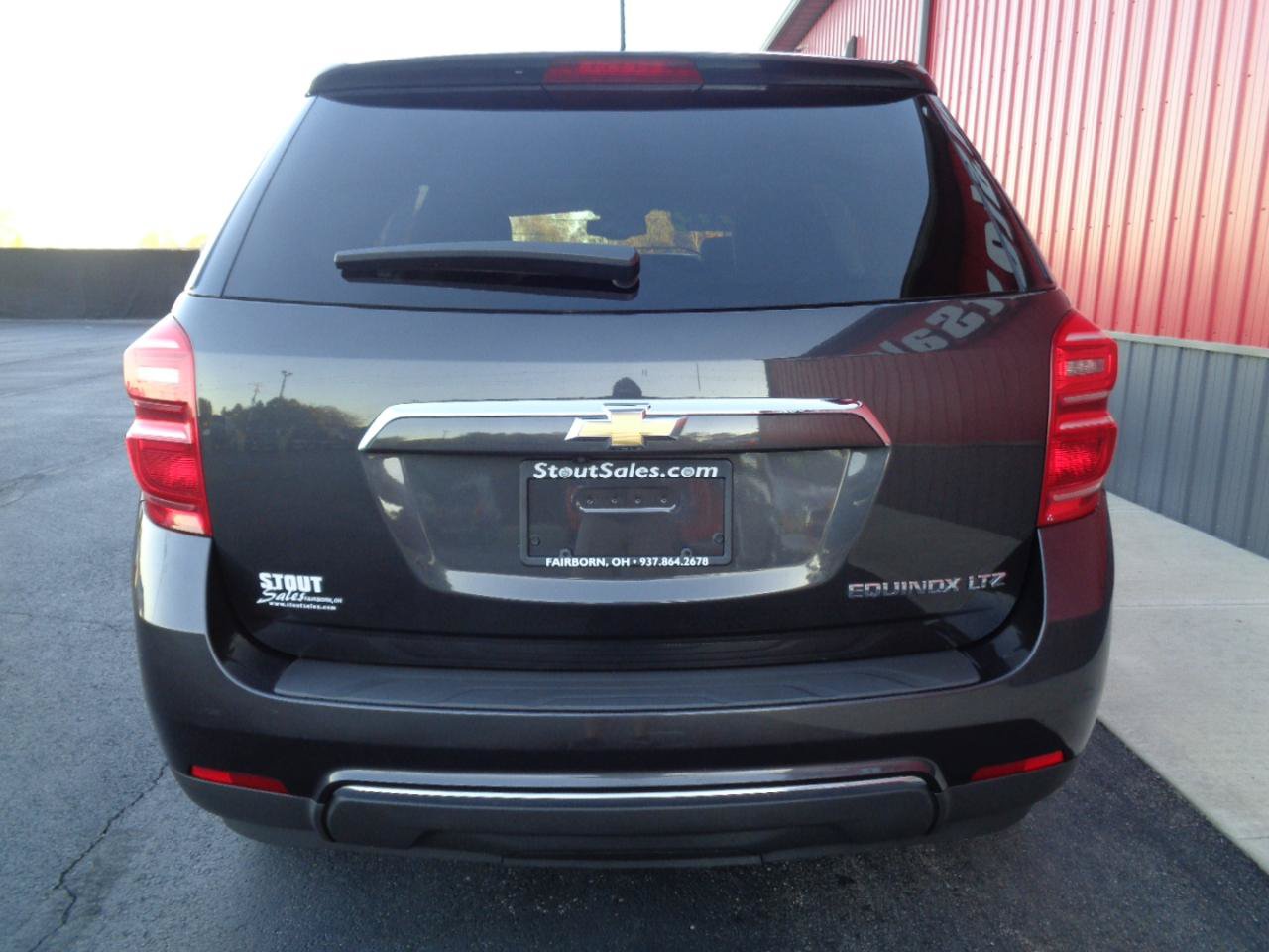 Used 2016 Chevrolet Equinox LTZ w/ Enhanced Convenience Package FWD image 6