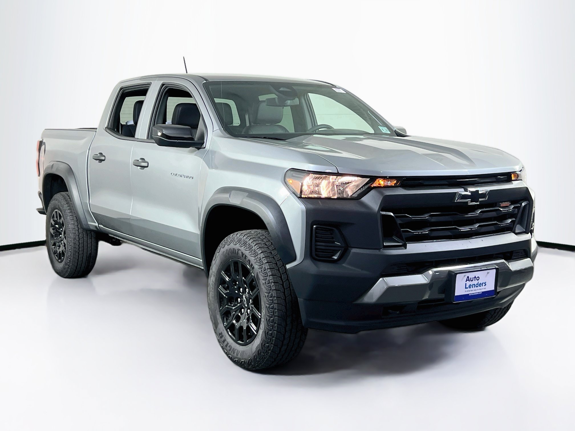 Used 2026 Chevrolet Colorado Trail Boss AWD/4WD image 3
