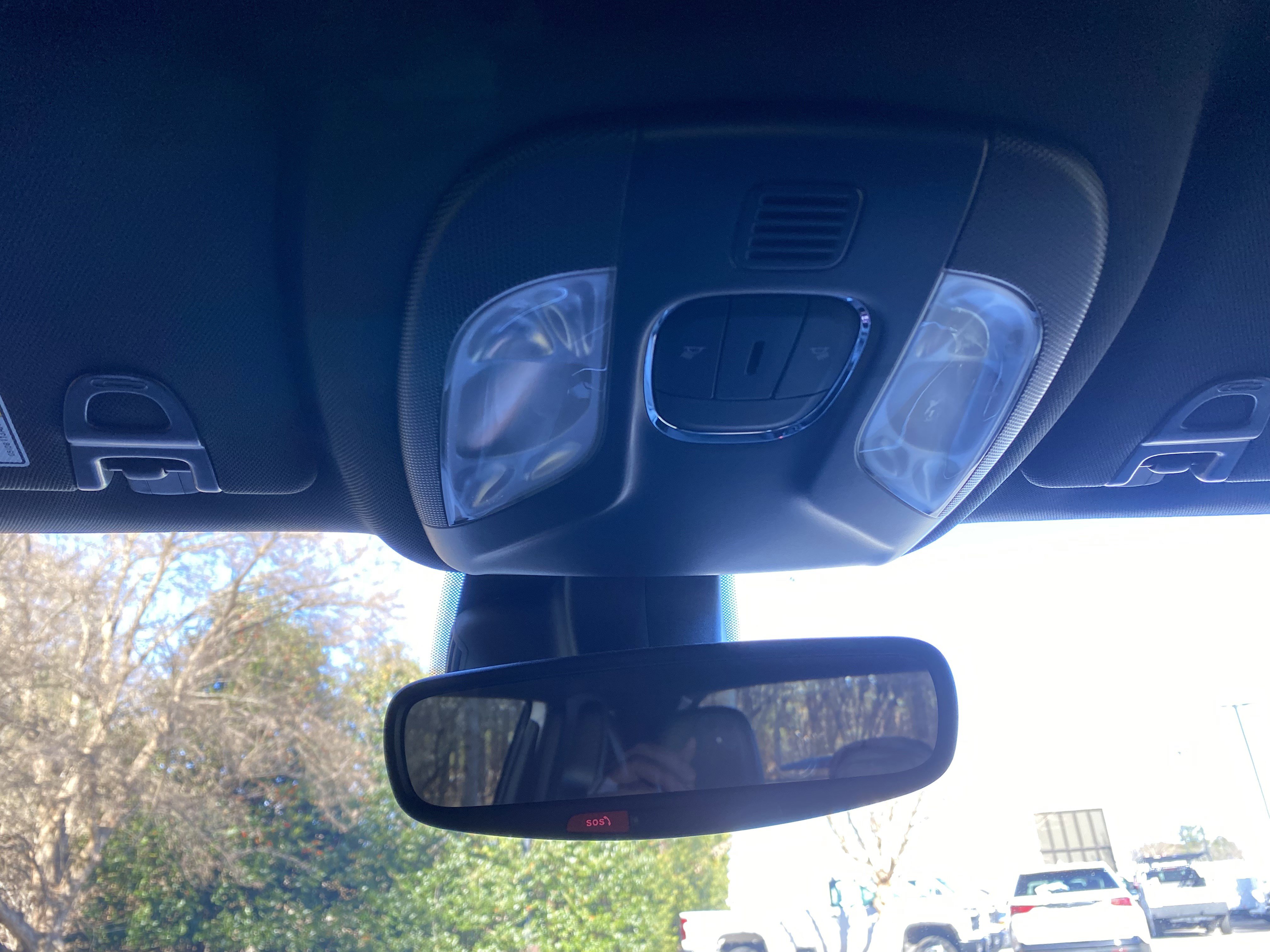 Used 2024 Jeep Compass Latitude image 31