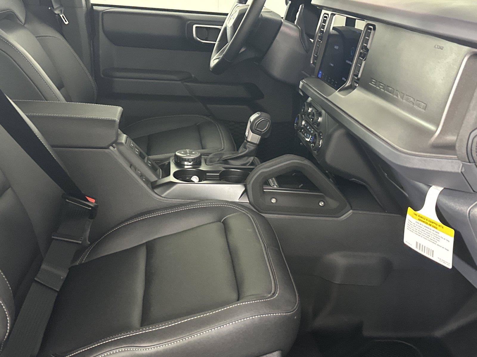 New 2025 Ford Bronco Badlands AWD/4WD image 16