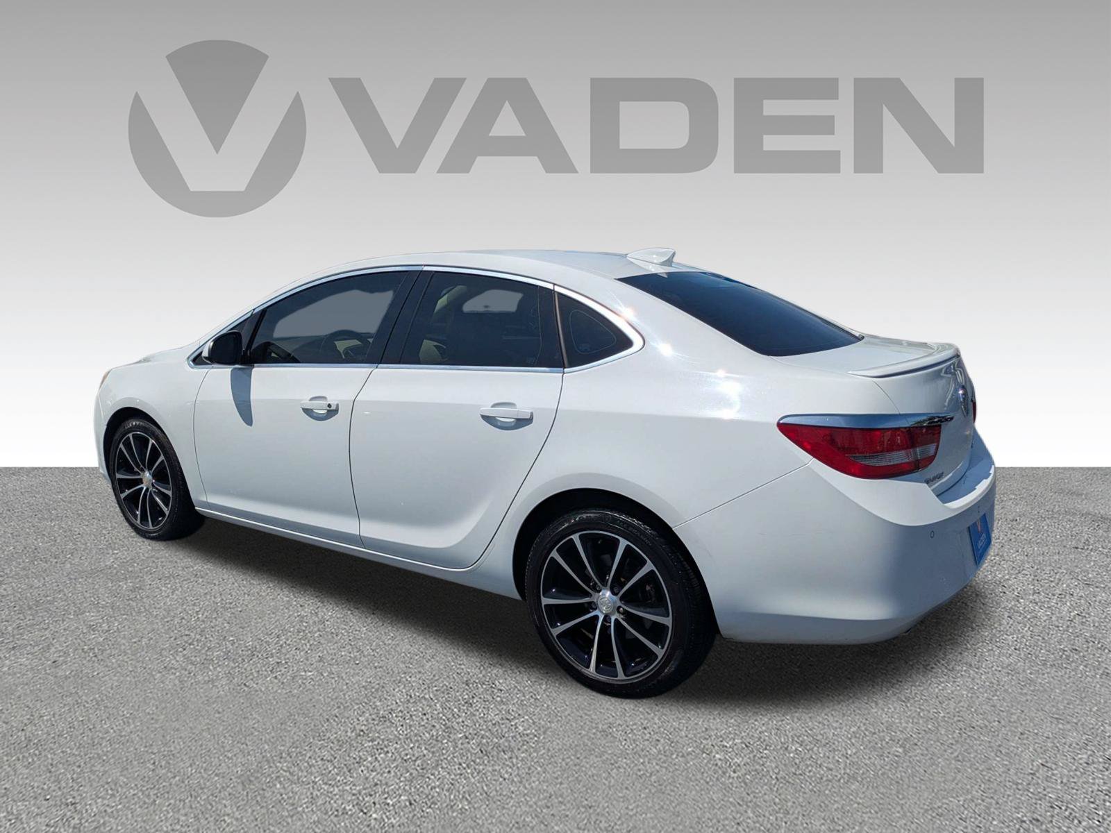 Used 2017 Buick Verano Sport Touring FWD image 24
