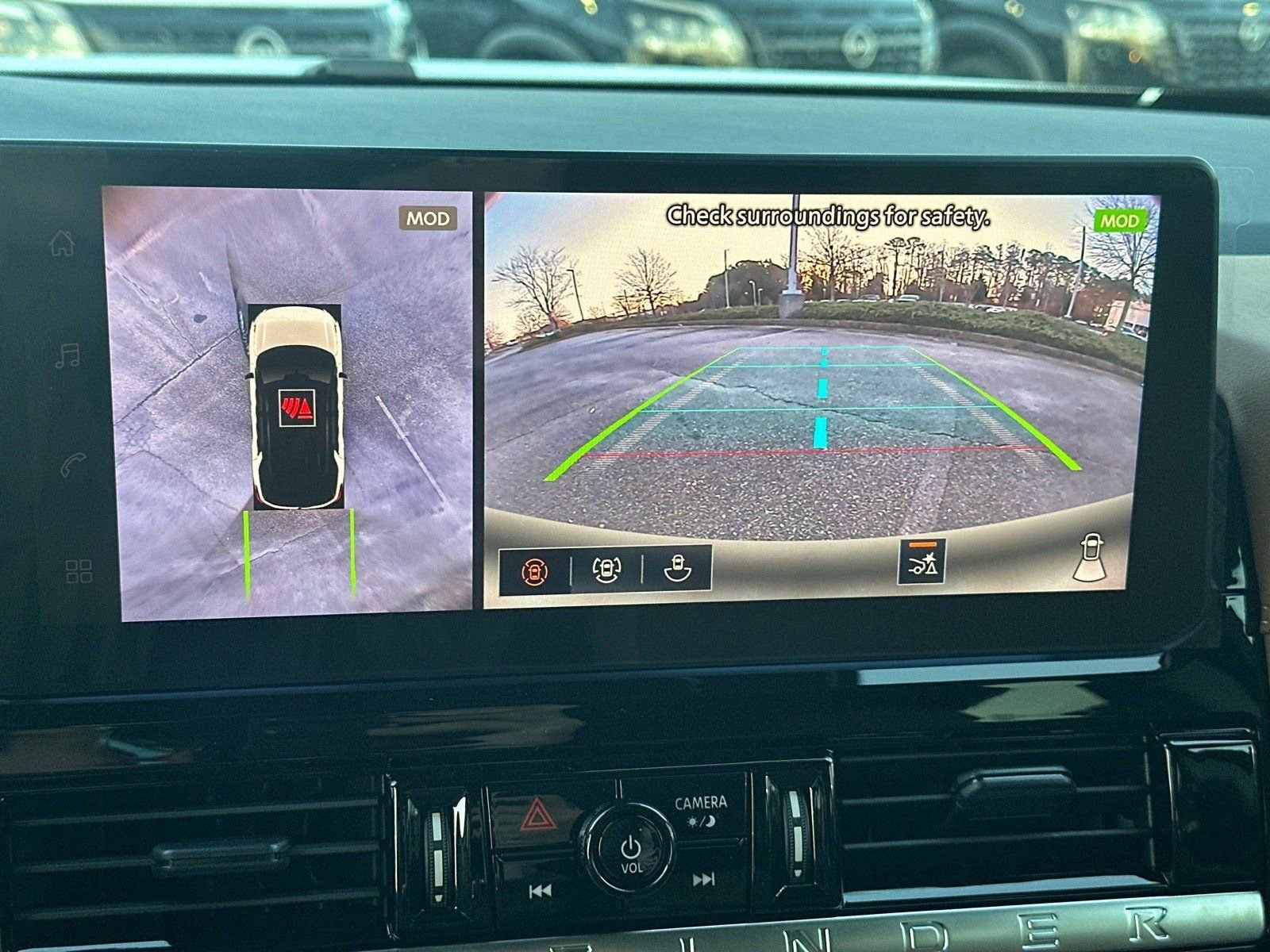 New 2026 Nissan Pathfinder Platinum image 29