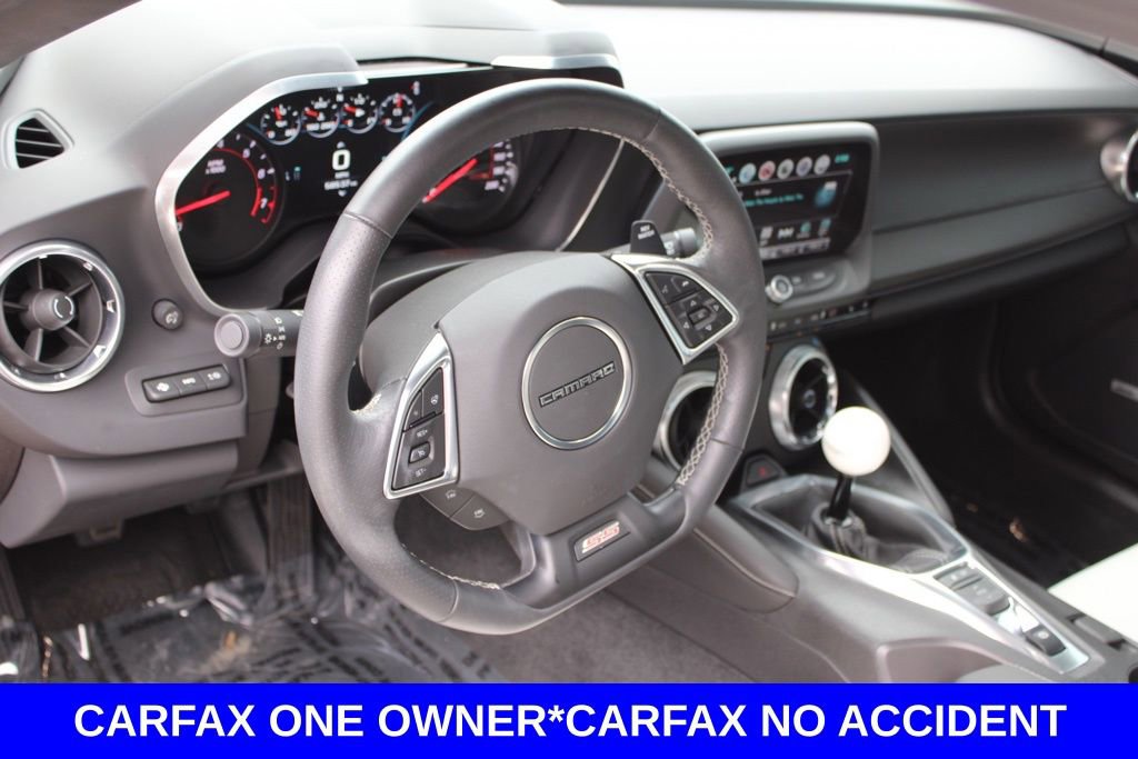 Used 2016 Chevrolet Camaro SS image 15