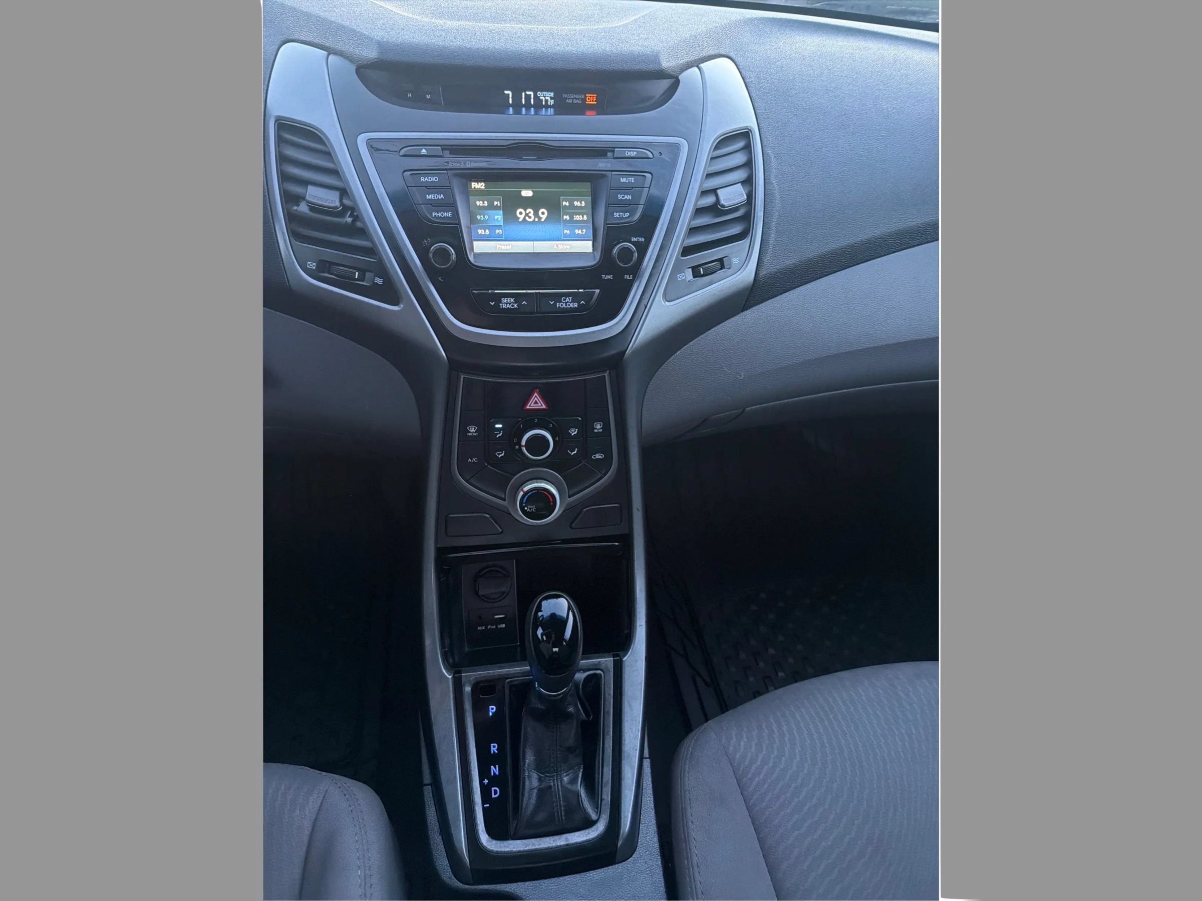 Used 2016 Hyundai Elantra SE w/ Option Group 02 FWD image 21