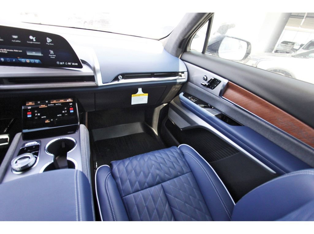 New 2026 Cadillac Vistiq Premium Luxury AWD/4WD image 10