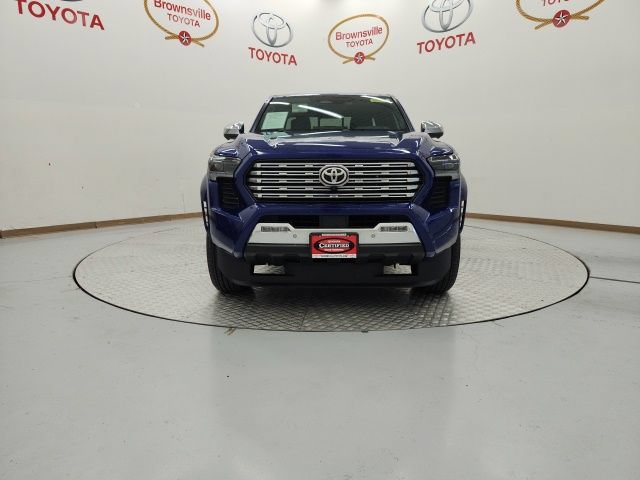 Used 2025 Toyota Tacoma Limited AWD/4WD image 4