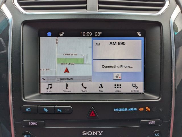 Used 2019 Ford Explorer Platinum image 24