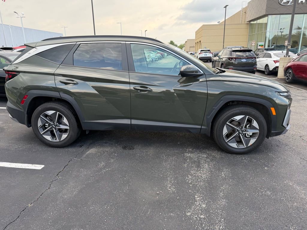 Used 2026 Hyundai Tucson SEL AWD/4WD image 3