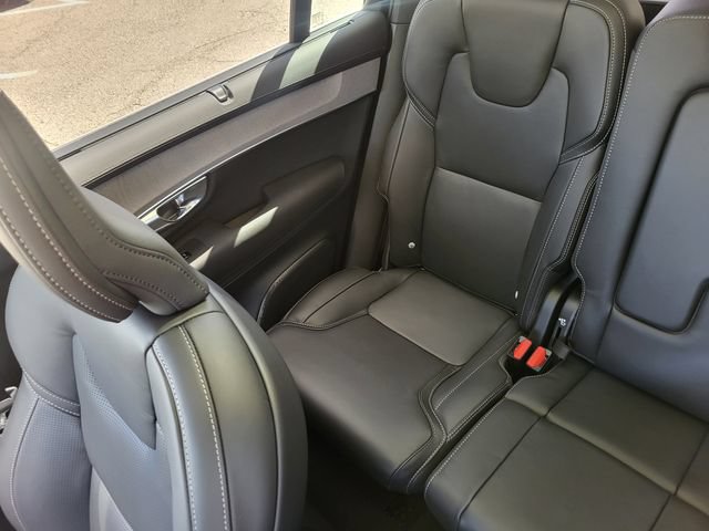 New 2026 Volvo XC90 T8 Ultra w/ Protection Package AWD/4WD image 13