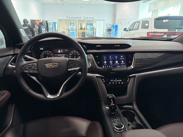 Used 2024 Cadillac XT6 Premium Luxury AWD/4WD image 26