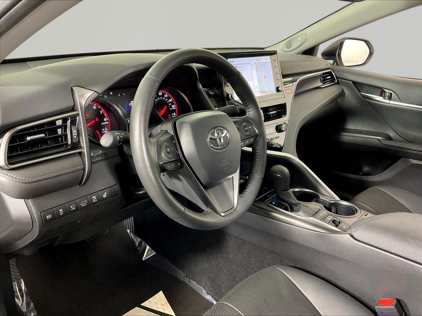 Used 2024 Toyota Camry XSE w/ Navigation Package FWD image 17