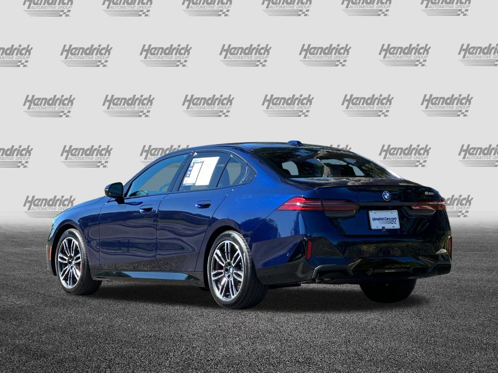 Used 2026 BMW 530i w/ M Sport Package RWD image 7