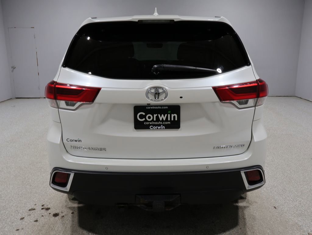 Used 2019 Toyota Highlander Limited video 3