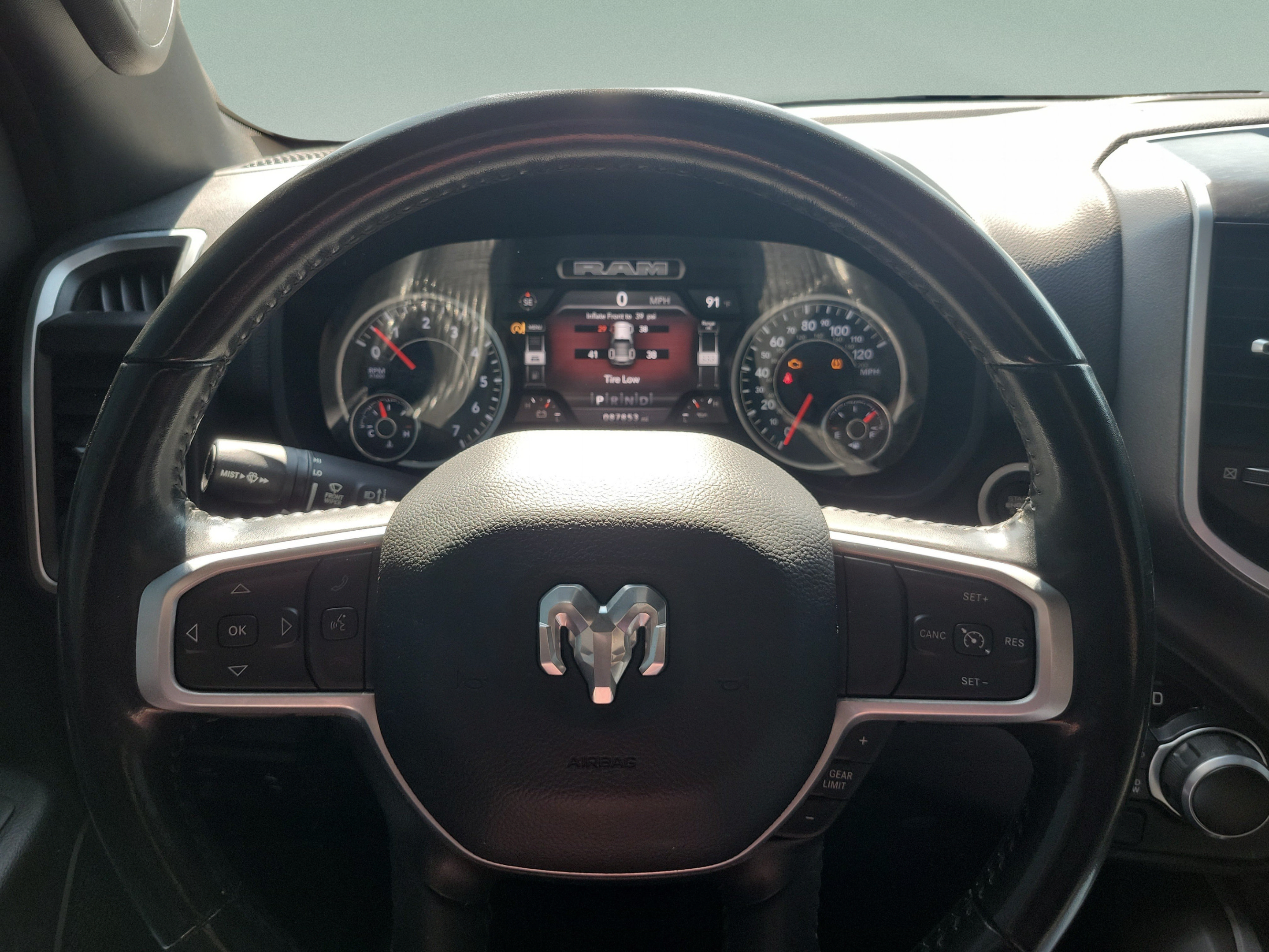Used 2023 RAM 1500 Big Horn AWD/4WD image 19