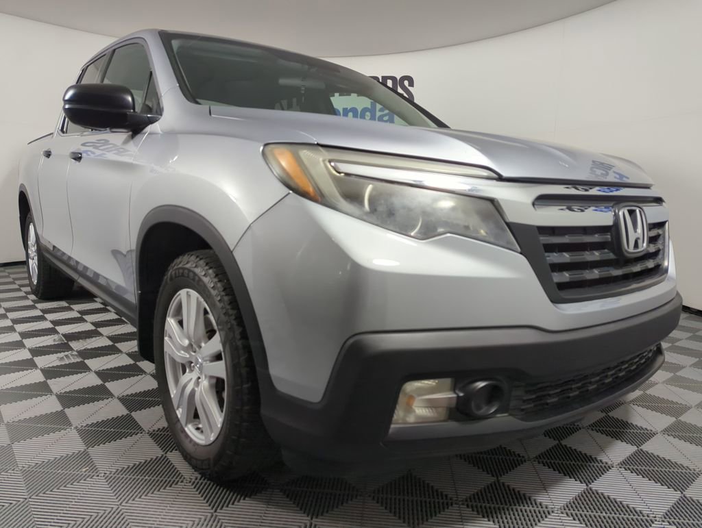 Used 2017 Honda Ridgeline RT image 6