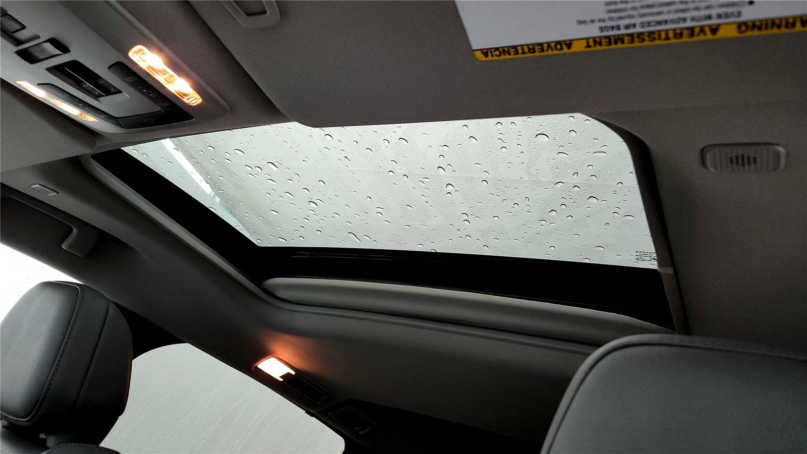 Used 2025 Toyota Sienna XLE w/ XLE Plus Package image 28