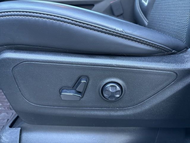 Used 2020 RAM 1500 Rebel image 27