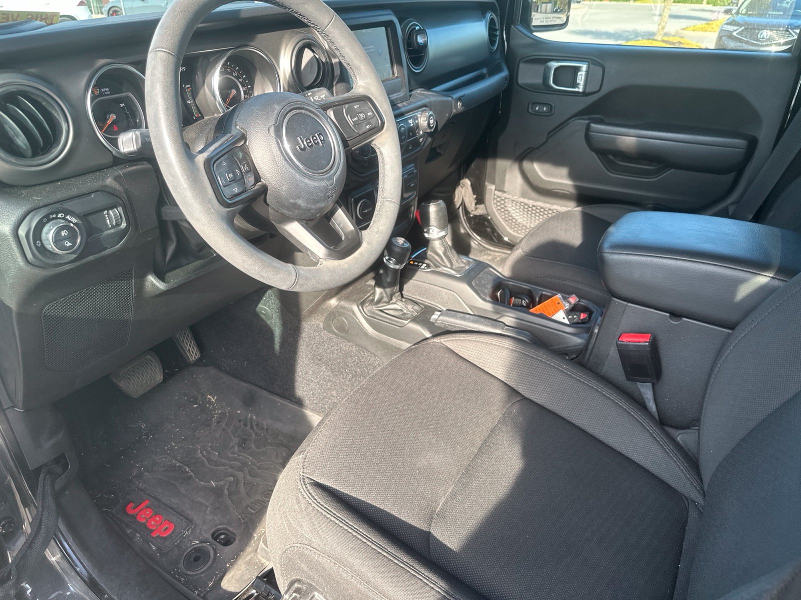 Used 2023 Jeep Gladiator Sport AWD/4WD image 13