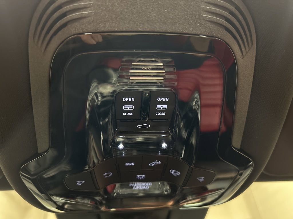 Used 2024 Alfa Romeo Giulia Veloce image 26