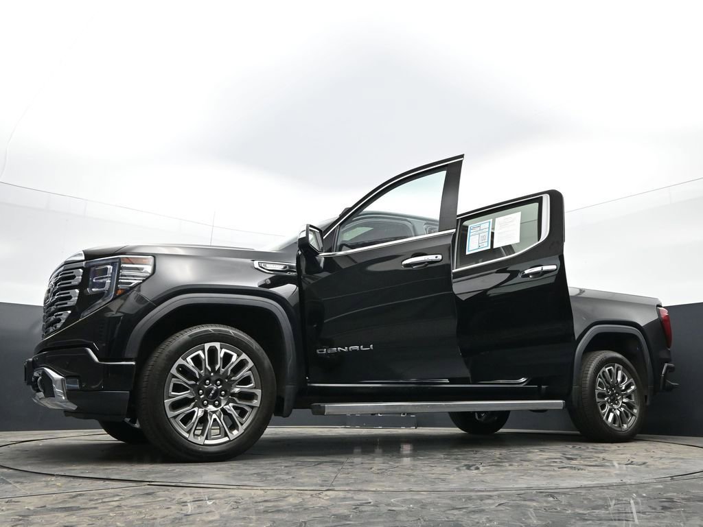 Used 2023 GMC Sierra 1500 Denali w/ Denali Reserve Package AWD/4WD image 54