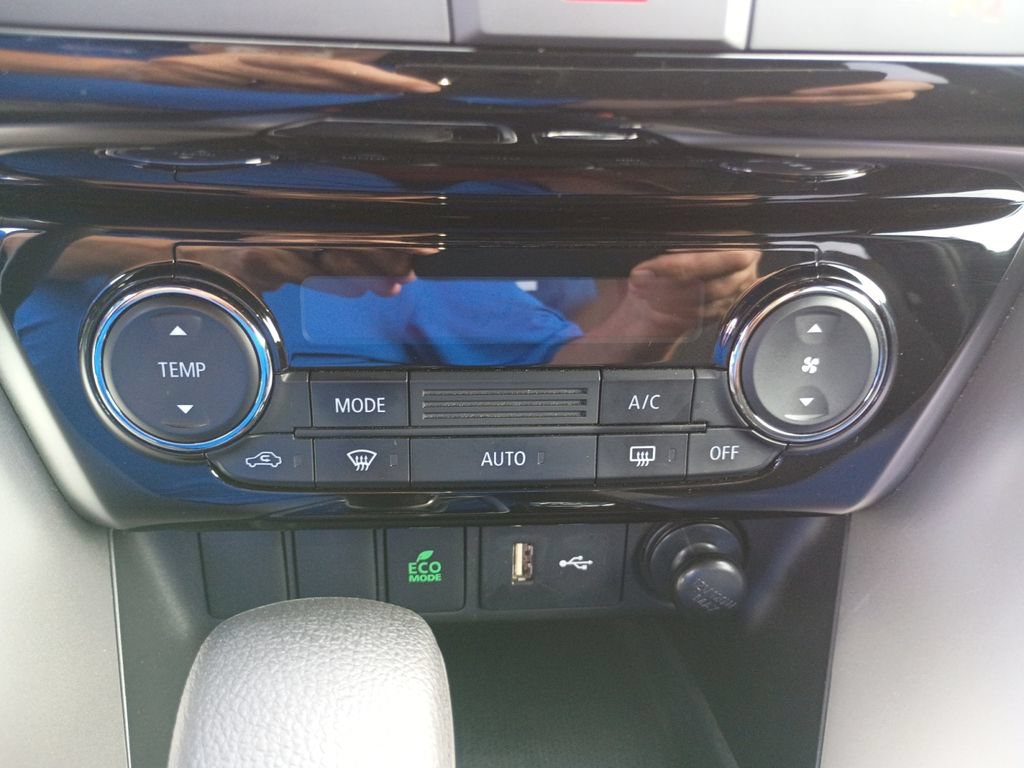 New 2026 Mitsubishi Outlander AWD image 22
