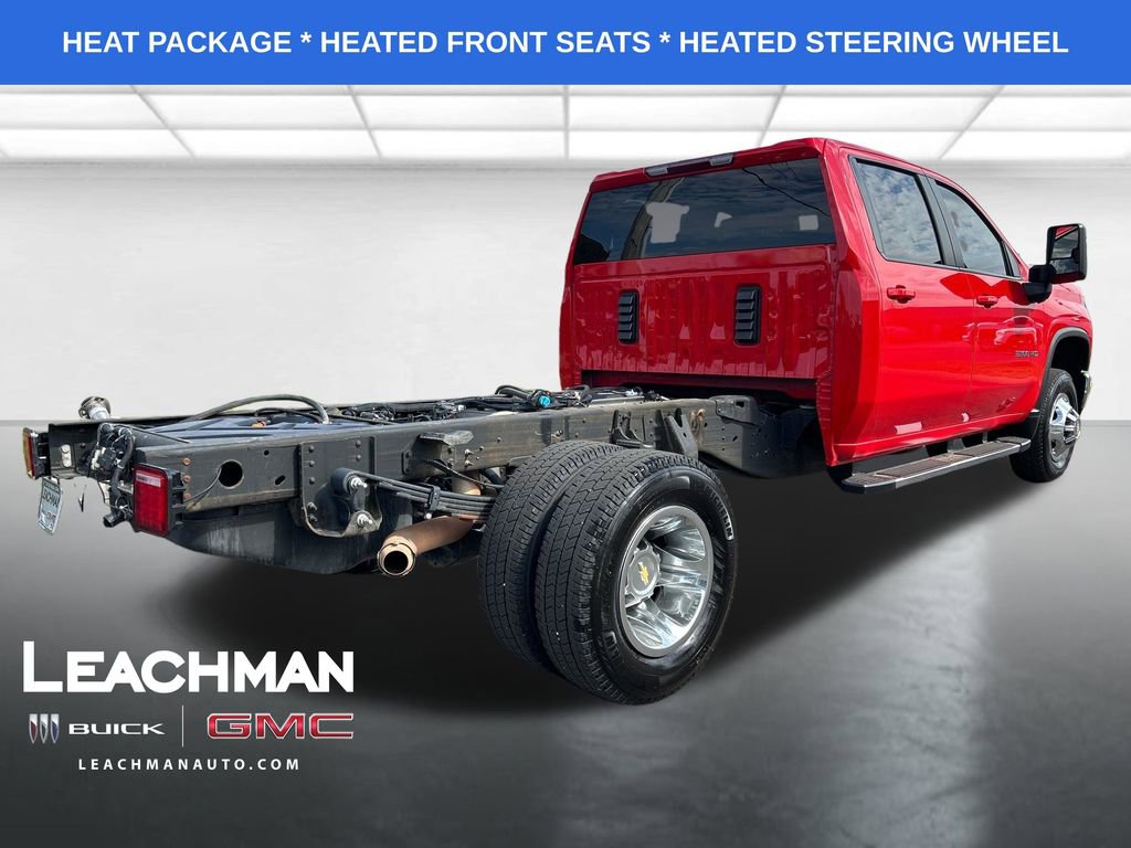 Used 2024 Chevrolet Silverado 3500 LT w/ Convenience Package image 3