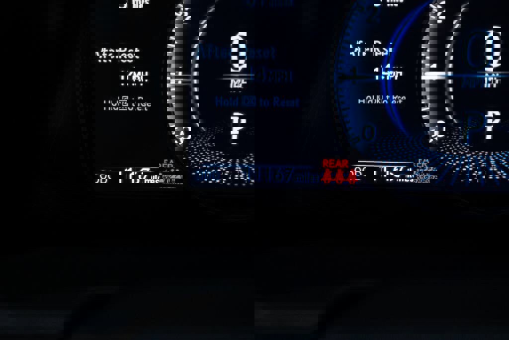 Used 2023 Lexus ES 350 w/ Premium Package image 18