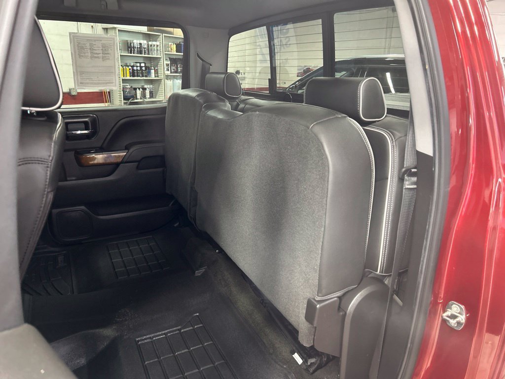 Used 2018 Chevrolet Silverado 1500 High Country AWD/4WD image 37