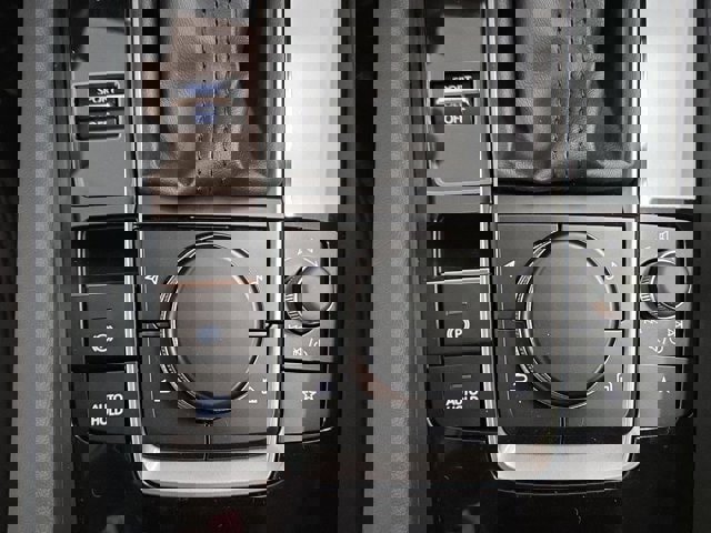 New 2025 MAZDA MAZDA3 s image 18