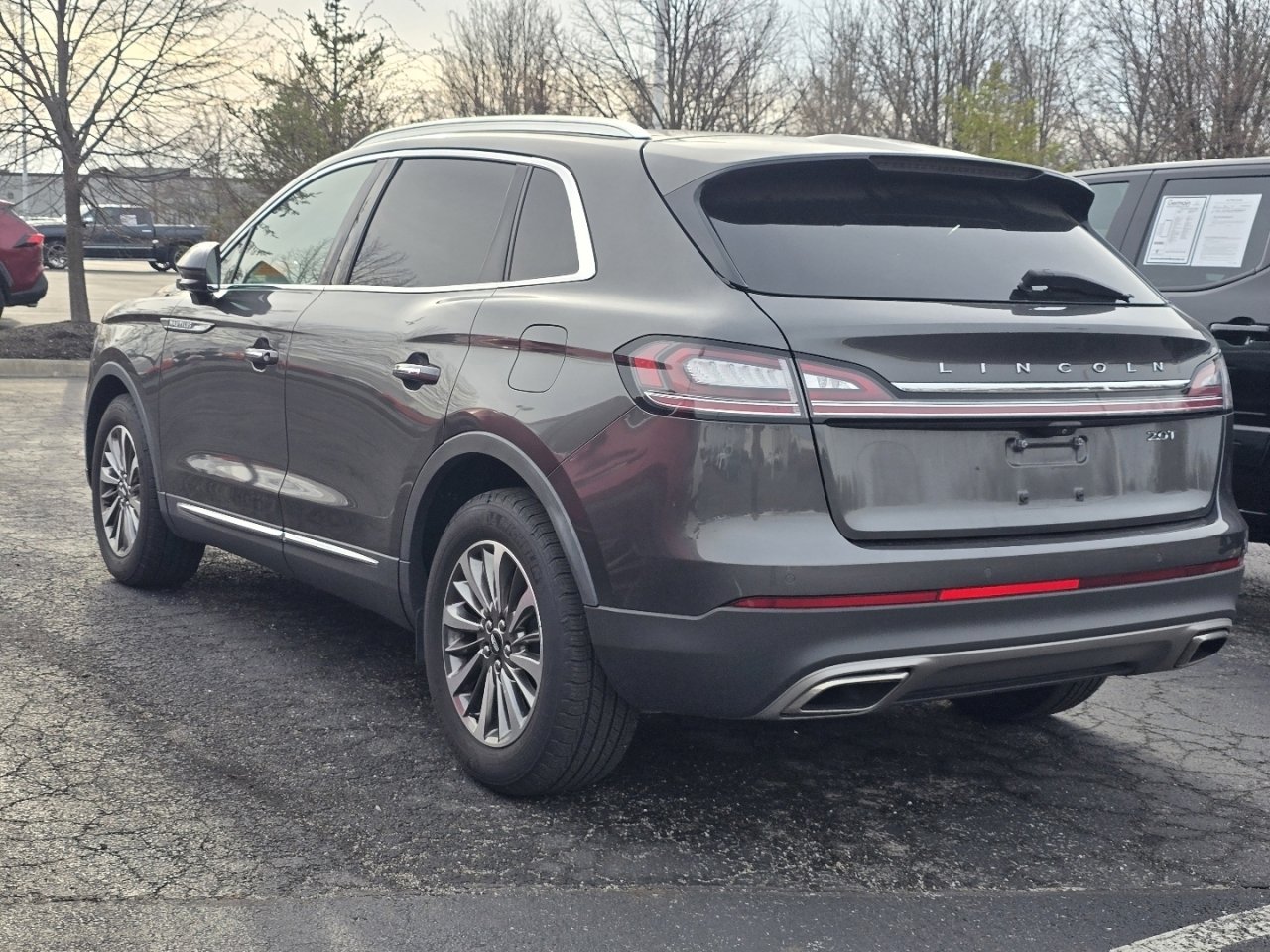 Used 2020 Lincoln Nautilus Reserve image 5