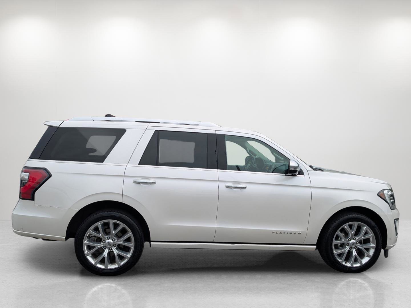 Used 2018 Ford Expedition Platinum image 4