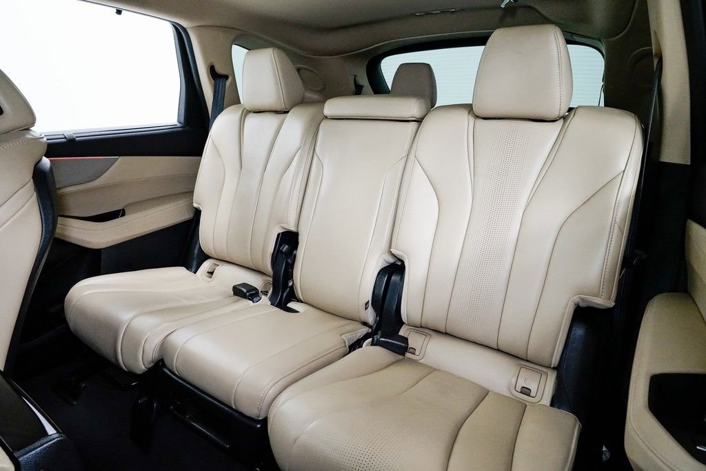 Used 2025 Acura MDX w/ Technology Package image 28