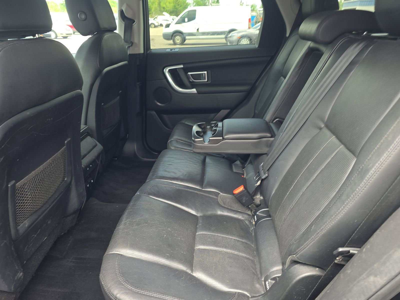 Used 2016 Land Rover Discovery Sport HSE image 14