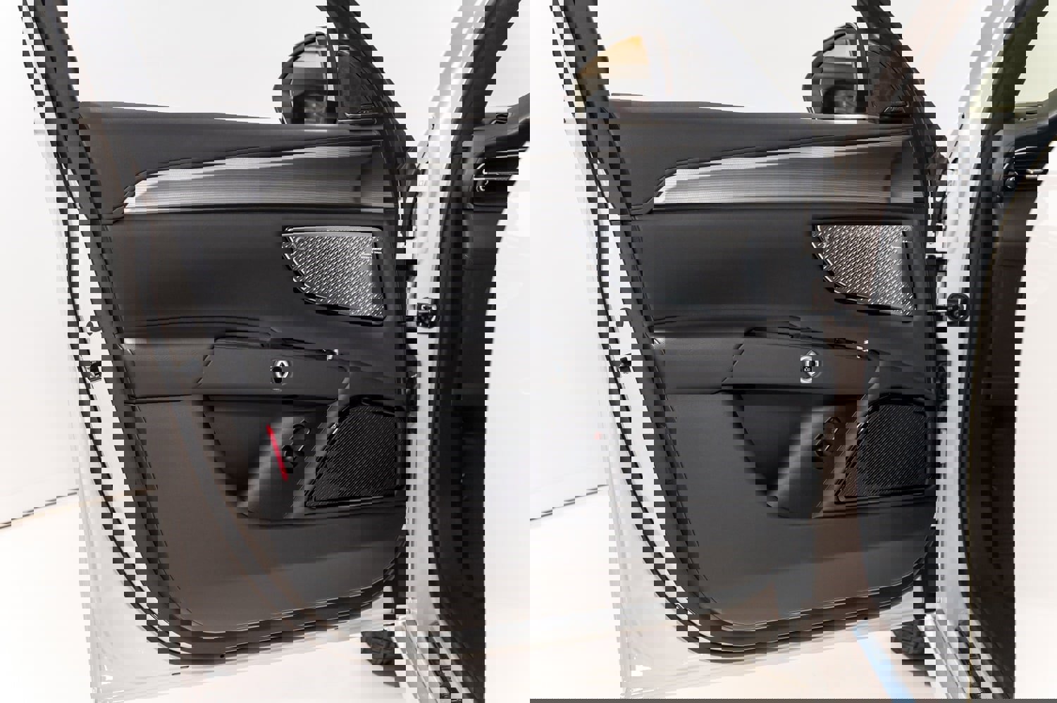 Used 2024 Maserati Grecale GT image 14