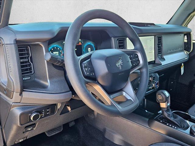 New 2025 Ford Bronco 4-Door image 3