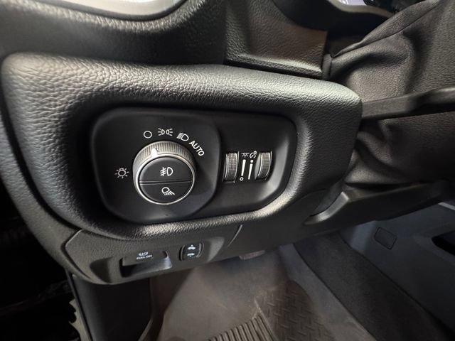 Used 2019 RAM 1500 Big Horn AWD/4WD image 22