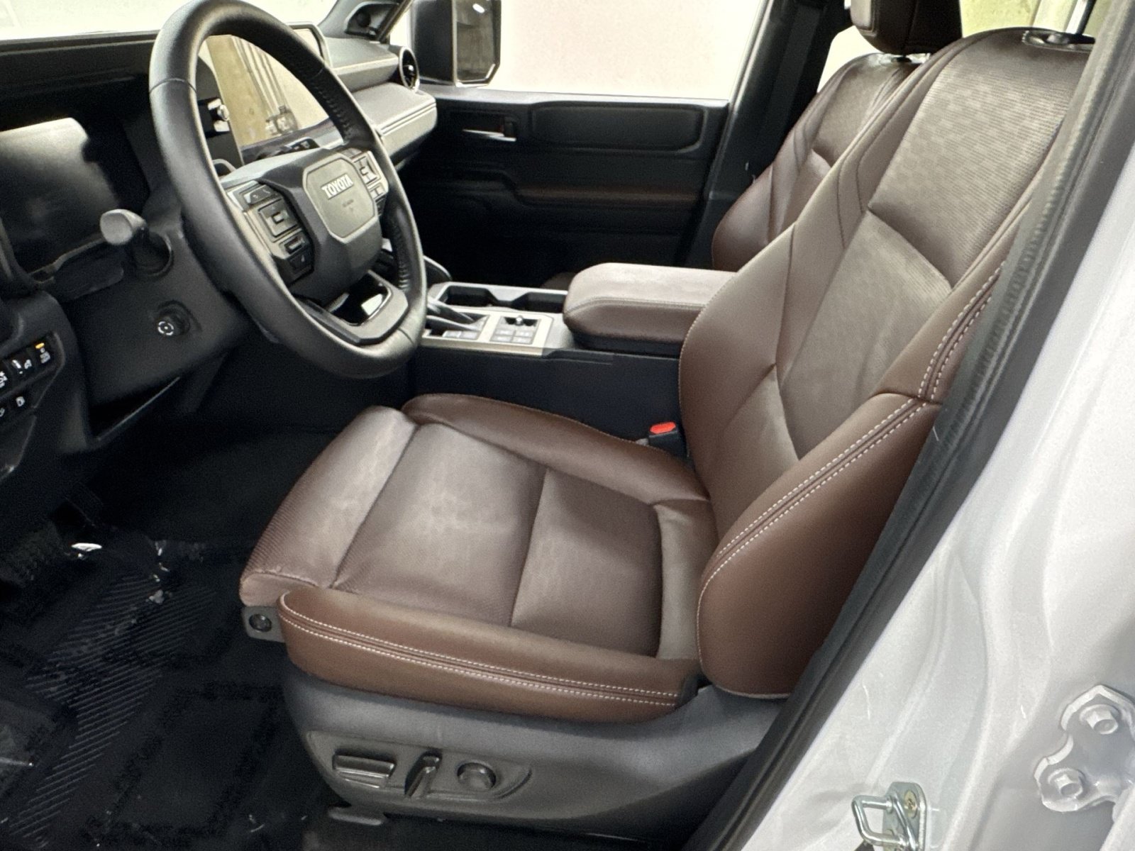 Used 2026 Toyota Land Cruiser w/ Premium Package AWD/4WD image 16