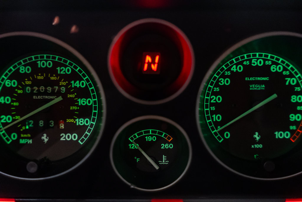Used 1998 Ferrari F355 Berlinetta RWD image 36