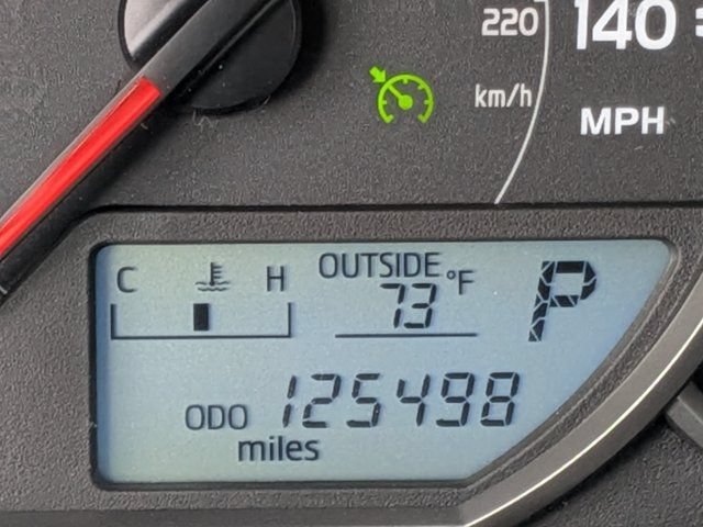 Used 2016 Toyota RAV4 LE FWD image 24