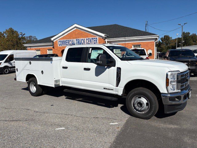 New 2025 Ford F350 XL w/ XL Chrome Package image 1