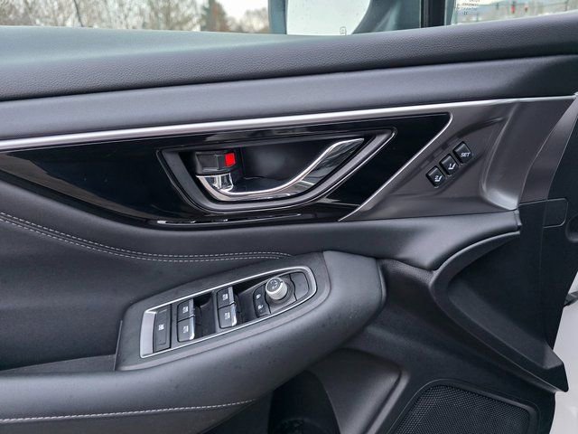 Used 2024 Subaru Outback Limited image 28