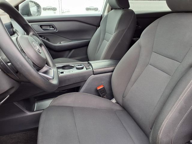 Used 2024 Nissan Rogue S image 3