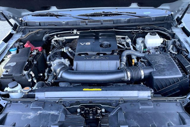 Used 2023 Nissan Frontier PRO-4X w/ Technology Package AWD/4WD image 20