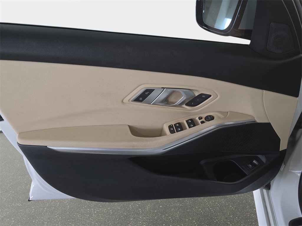 Used 2021 BMW 330i Sedan w/ Convenience Package image 23