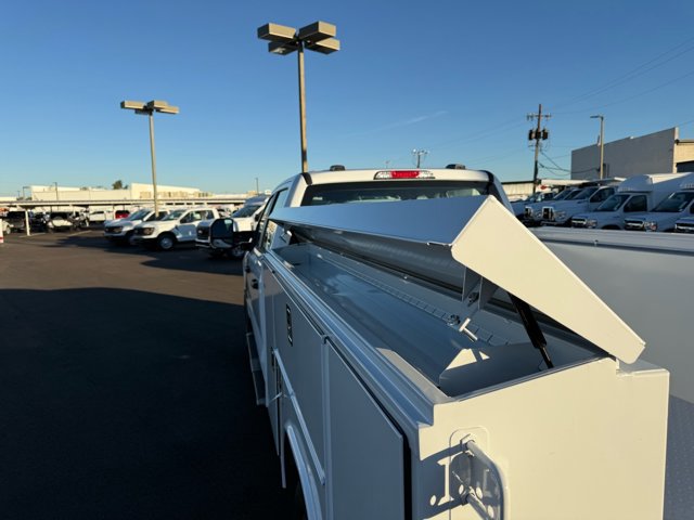 New 2026 Ford F250 XL w/ XL Chrome Package image 16