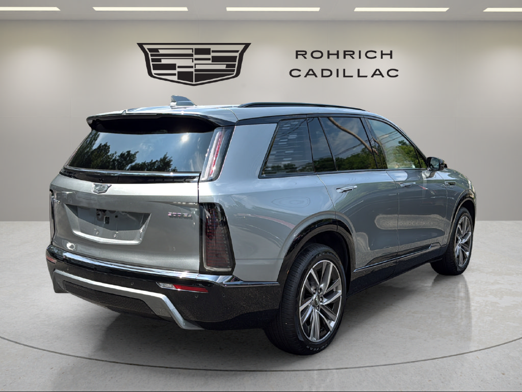 Certified 2026 Cadillac Vistiq Sport w/ LPO, Floor Liner Package AWD/4WD image 5