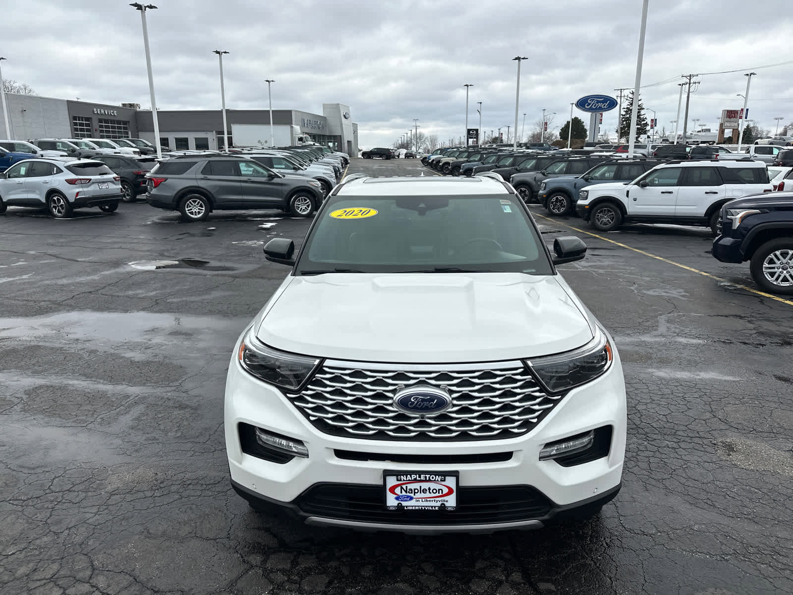 Used 2020 Ford Explorer Platinum image 3