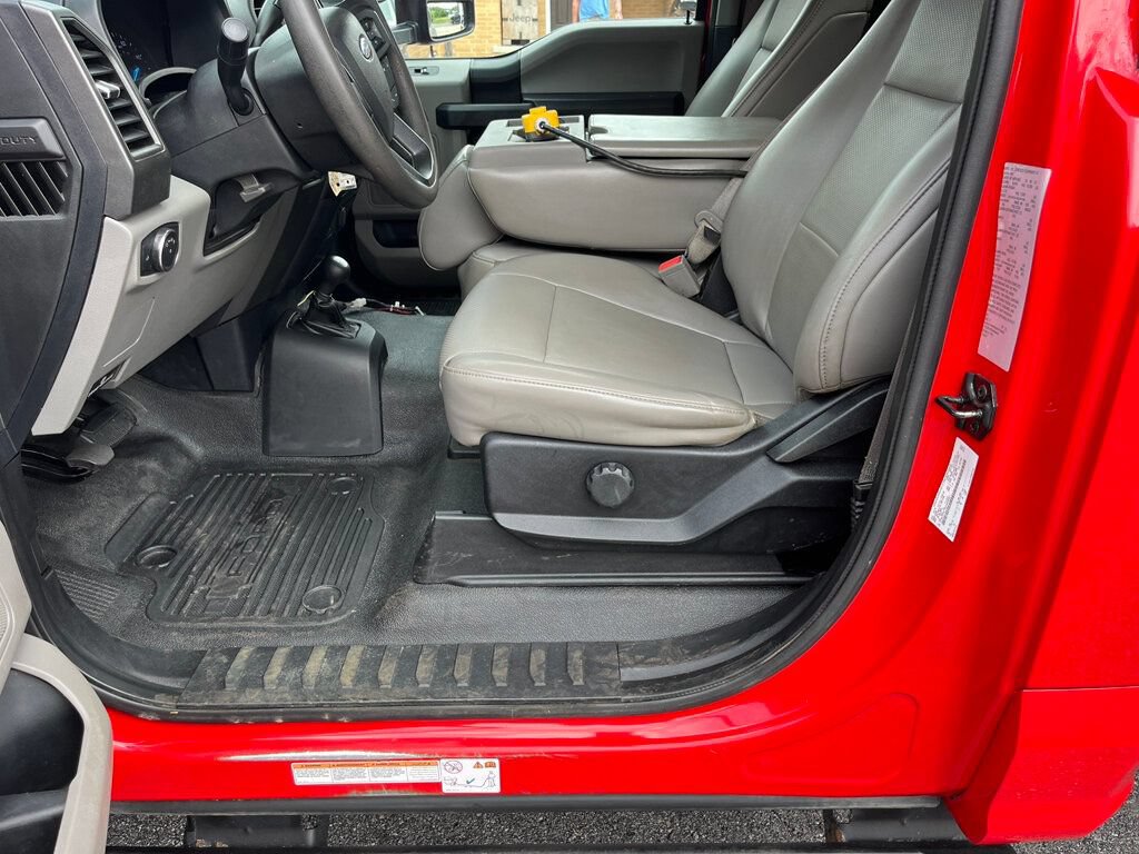 Used 2019 Ford F550 4x4 Regular Cab Super Duty image 30