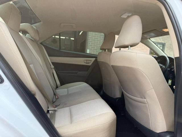 Used 2014 Toyota Corolla LE FWD image 9